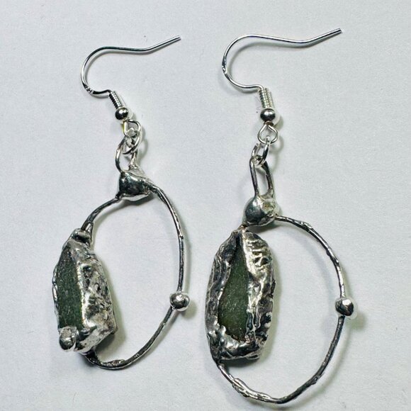 Natural Moldavite & Sterling 925 Boho Metalwork Earrings - Picture 11 of 17